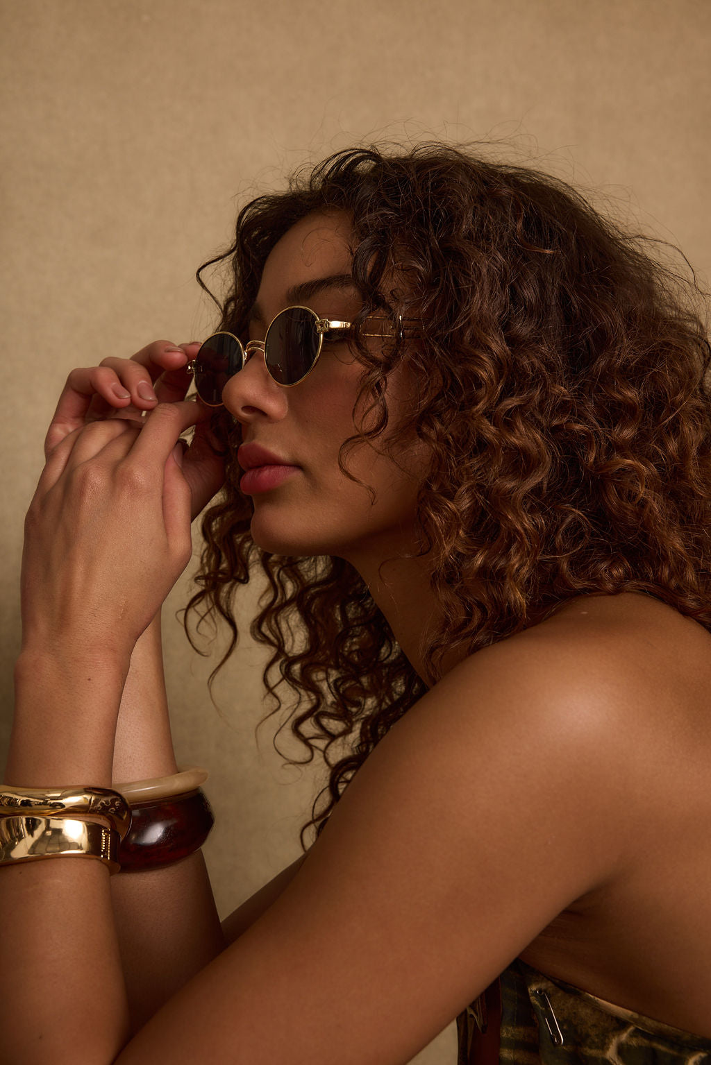 Bianca Black Circle Sunglasses