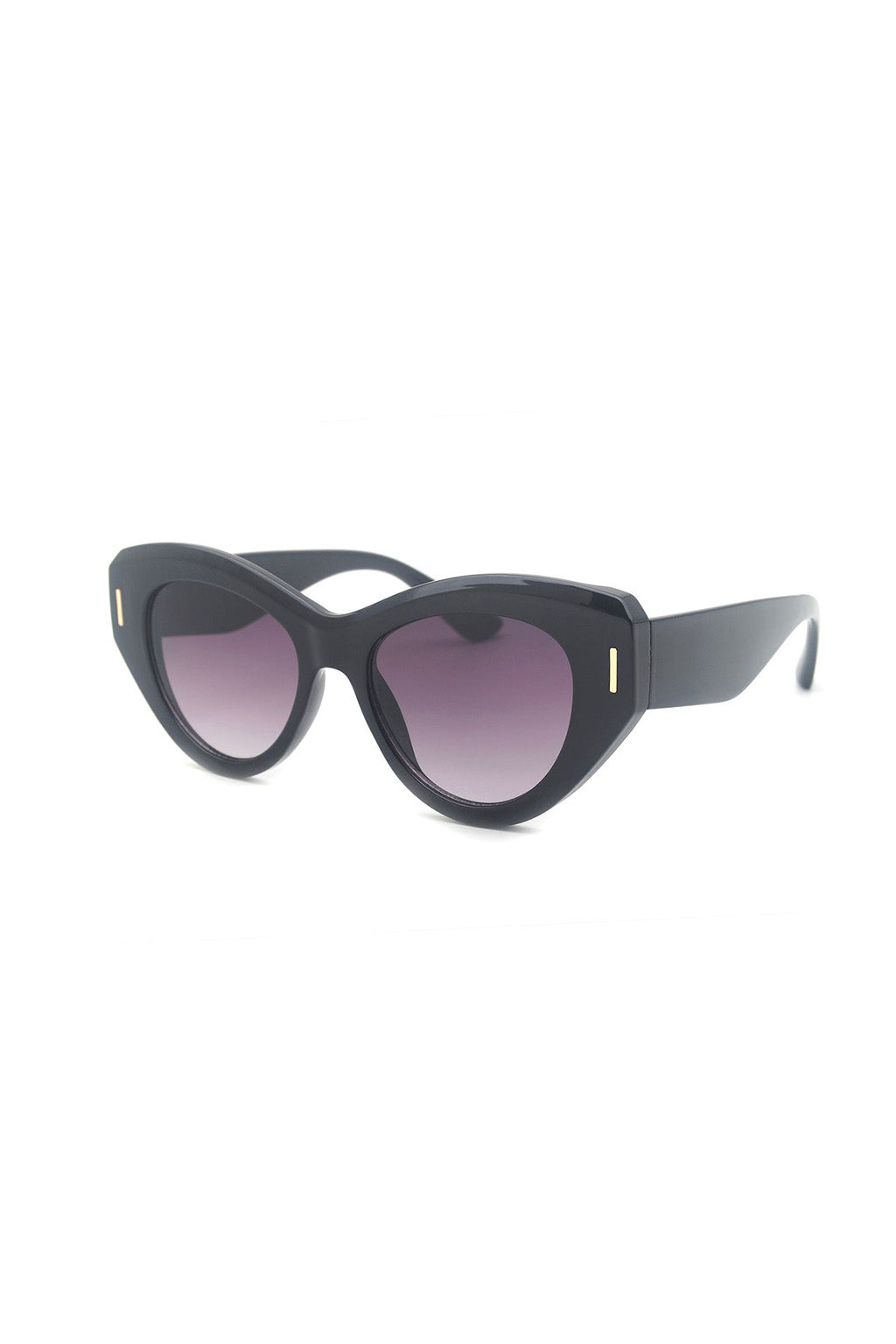 Bienvenue Black Bold Sunglasses