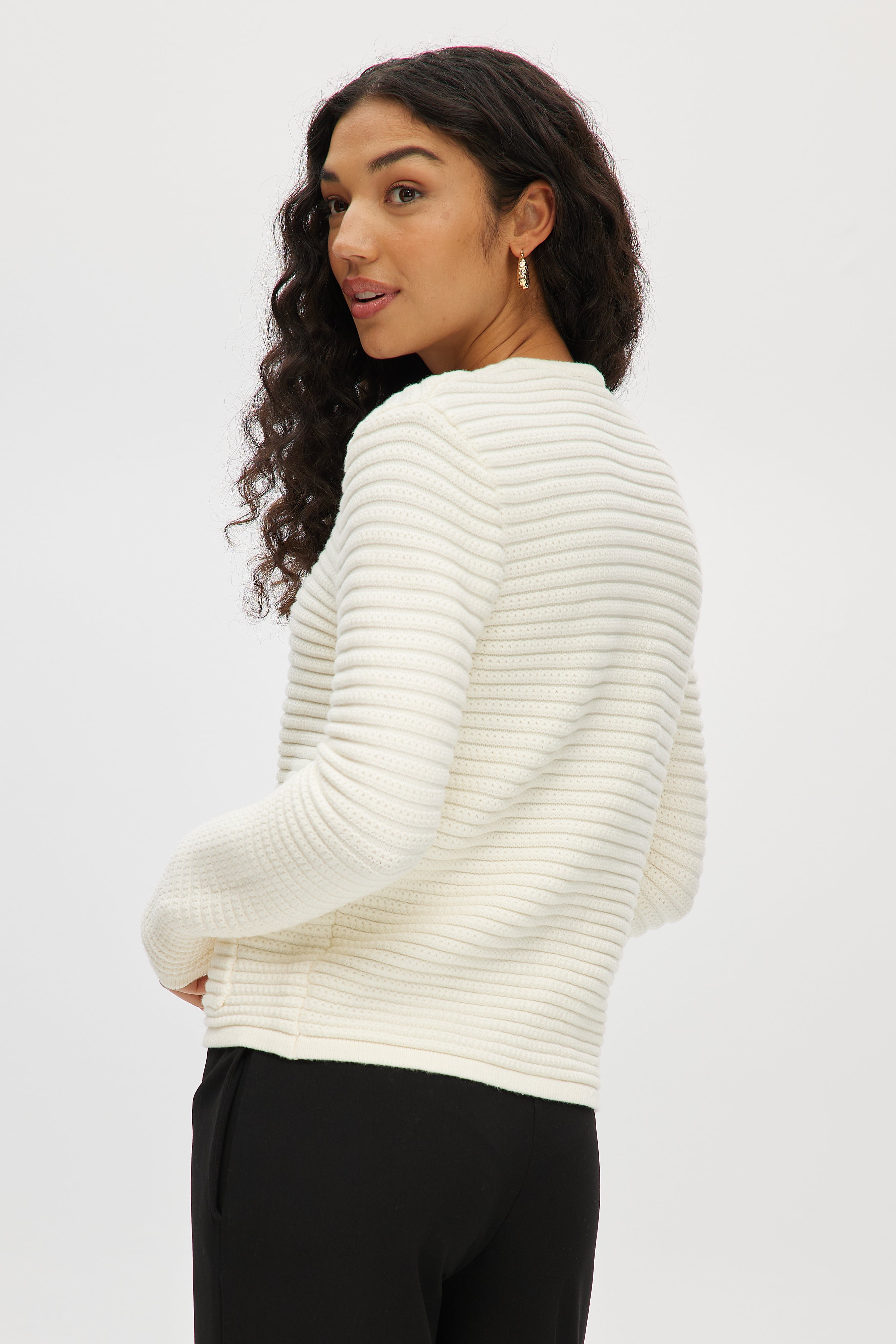 IVORY CREW NECK KNITTED CARDIGAN