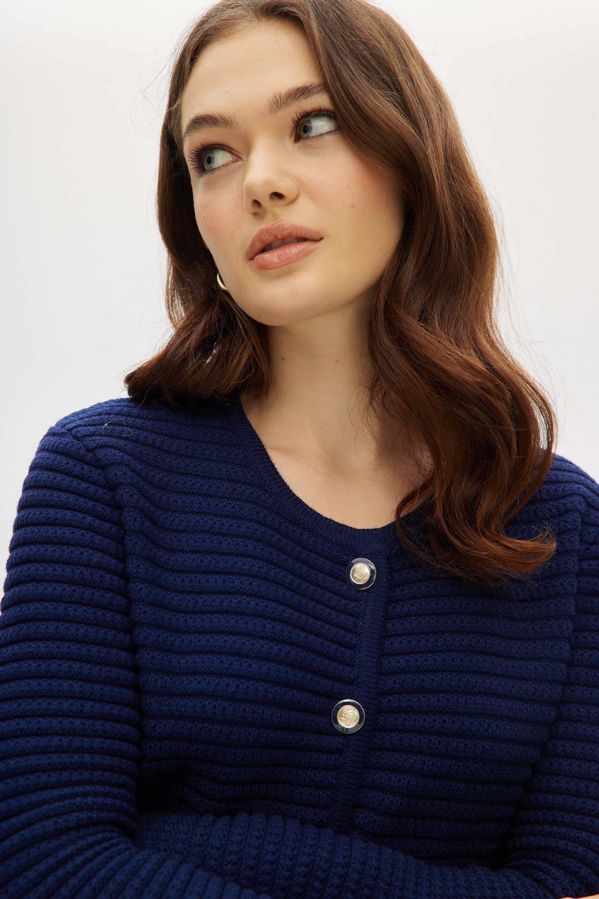 NAVY CREW NECK KNITTED CARDIGAN