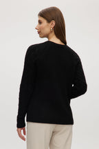 BLACK CABLE KNIT CREW NECK SWEATER