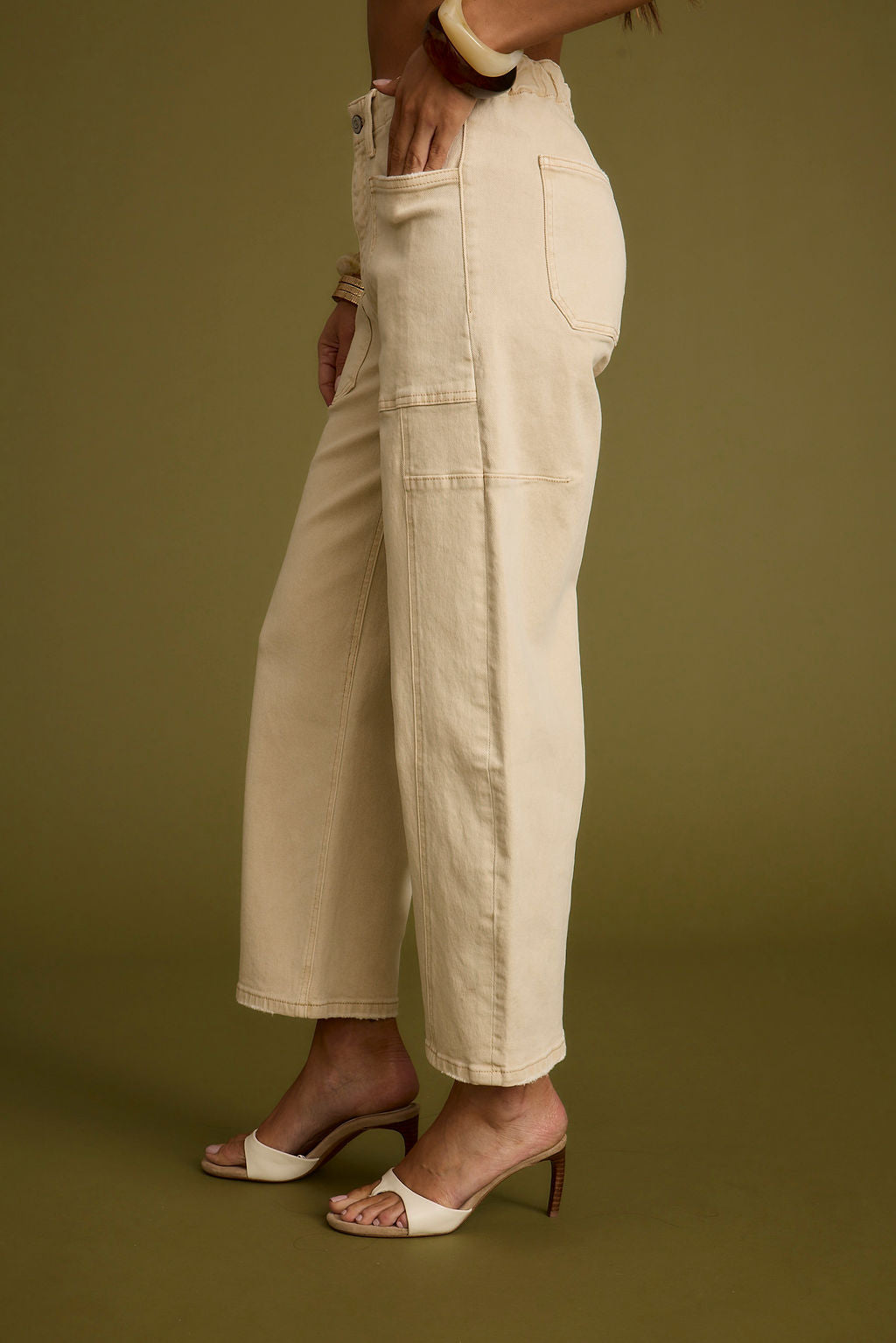 Chandler Beige Barrel Jeans