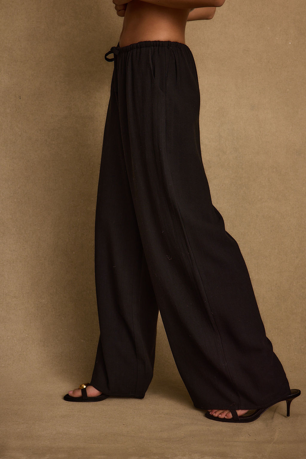 Clear Breeze Black Linen Pants