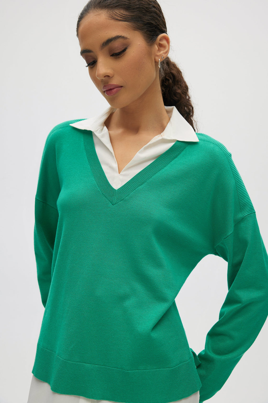 Green V-neck Sweater Top Combo