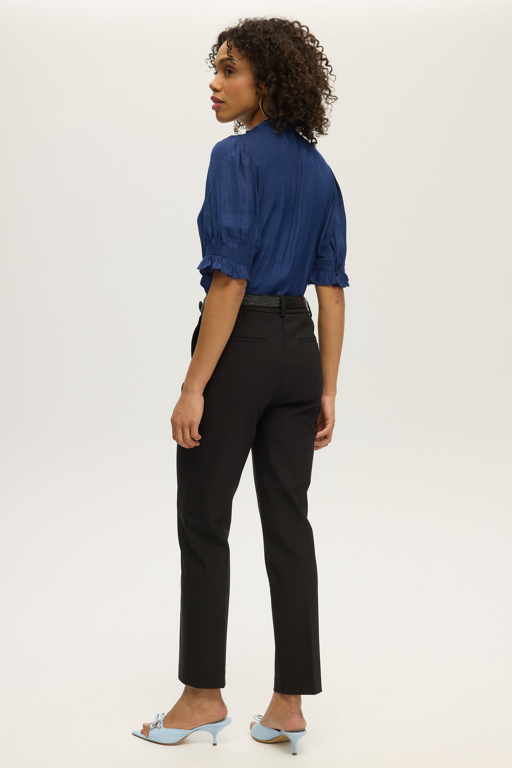 BLACK TAILORED BELTED SKINNY PANTS