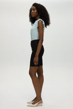 BLACK SUPER STRETCH PULL-ON BERMUDA SHORTS