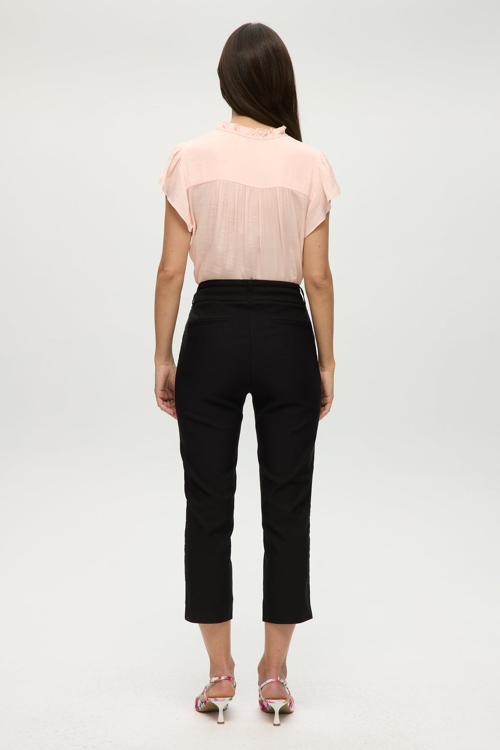 BLACK SUPER STRETCH PULL-ON CAPRI