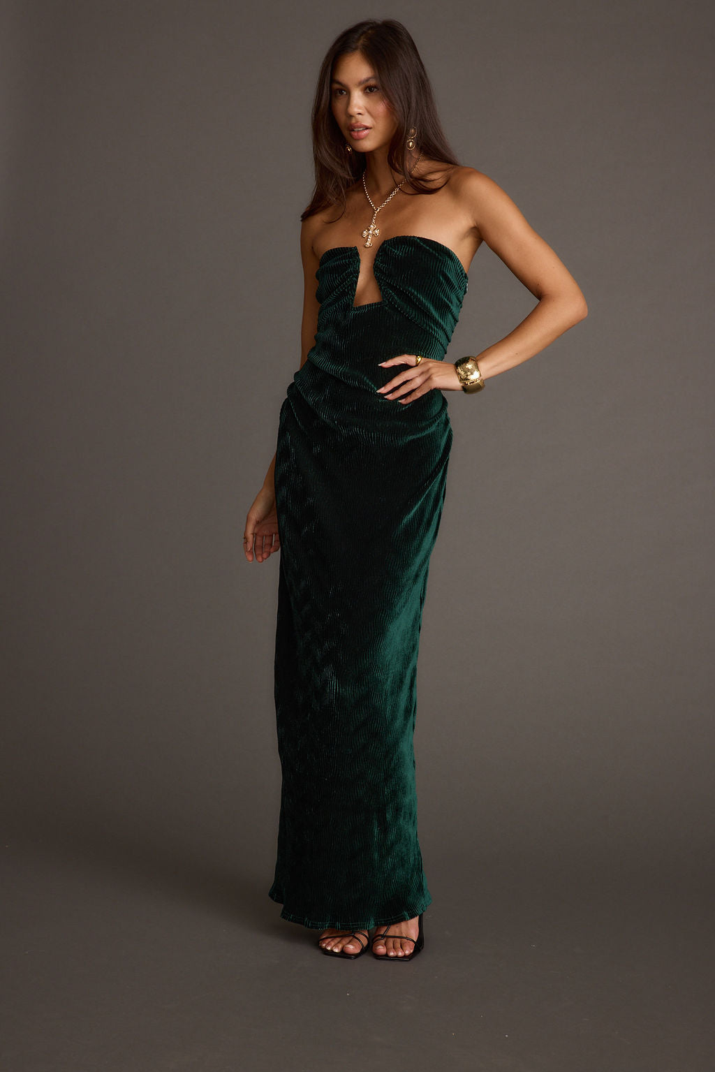 Jones Emerald Velvet Maxi Dress