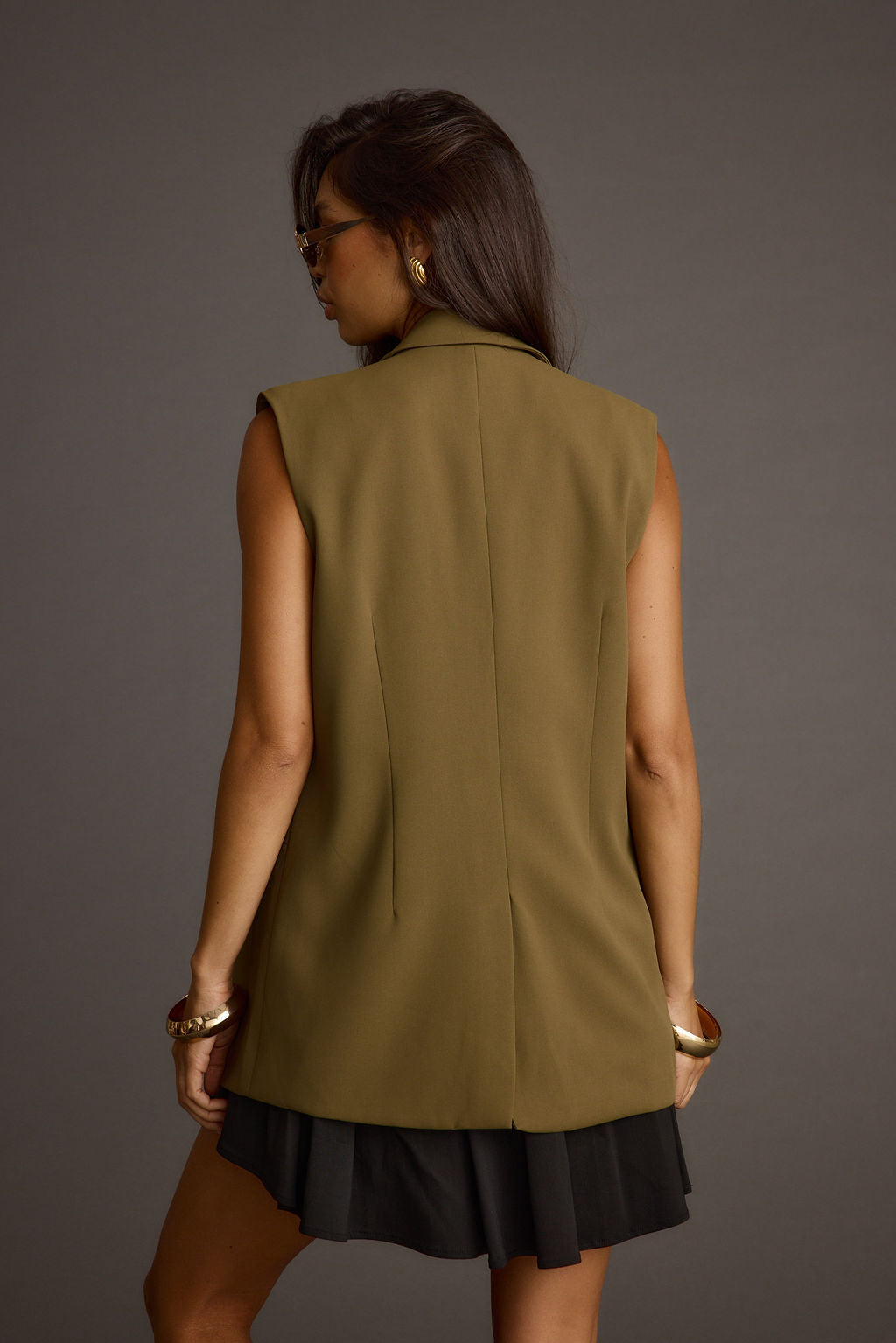Marlowe Olive Sleeveless Blazer