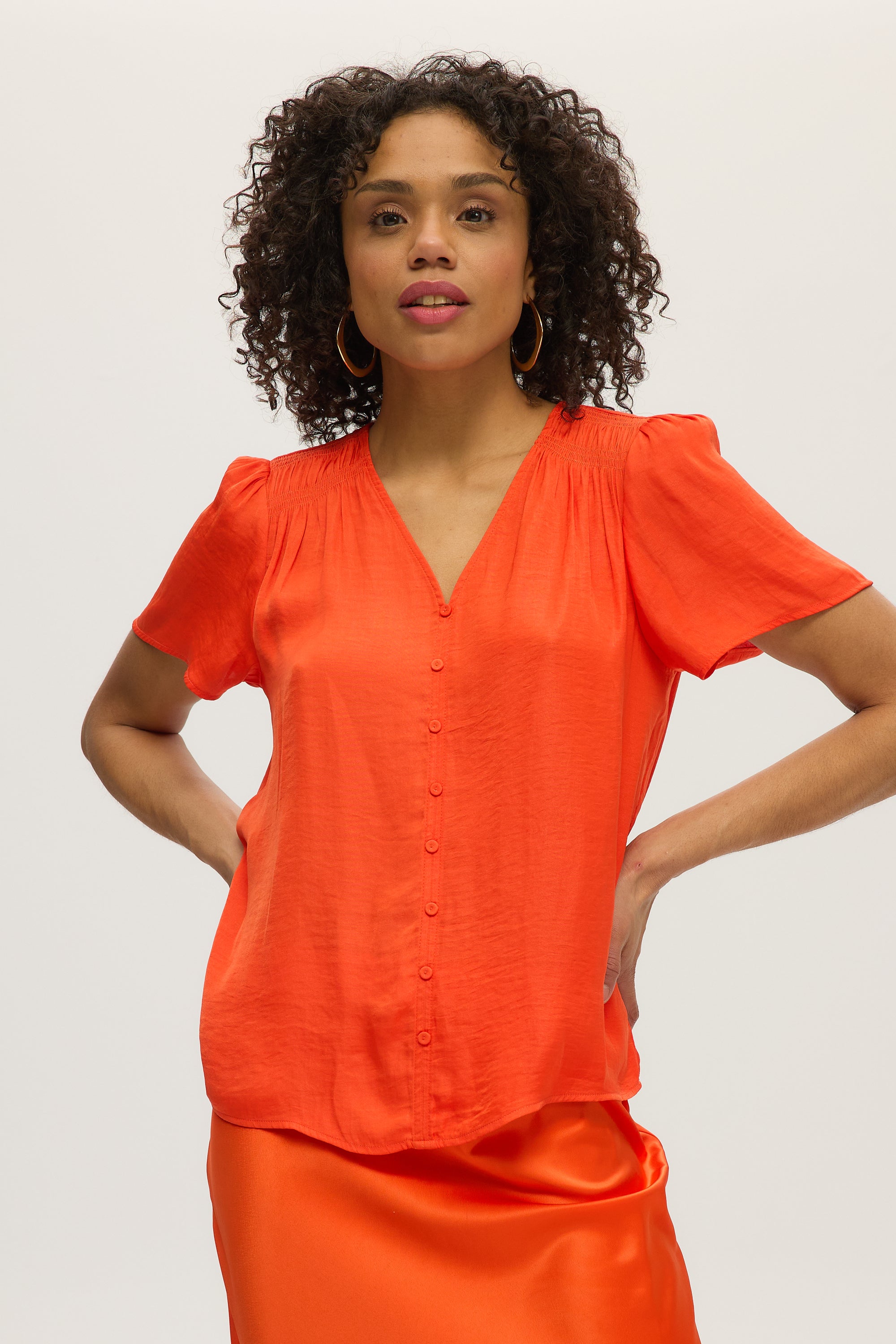 MANDARIN RED SHORT FLUTTER SLEEVE BLOUSE