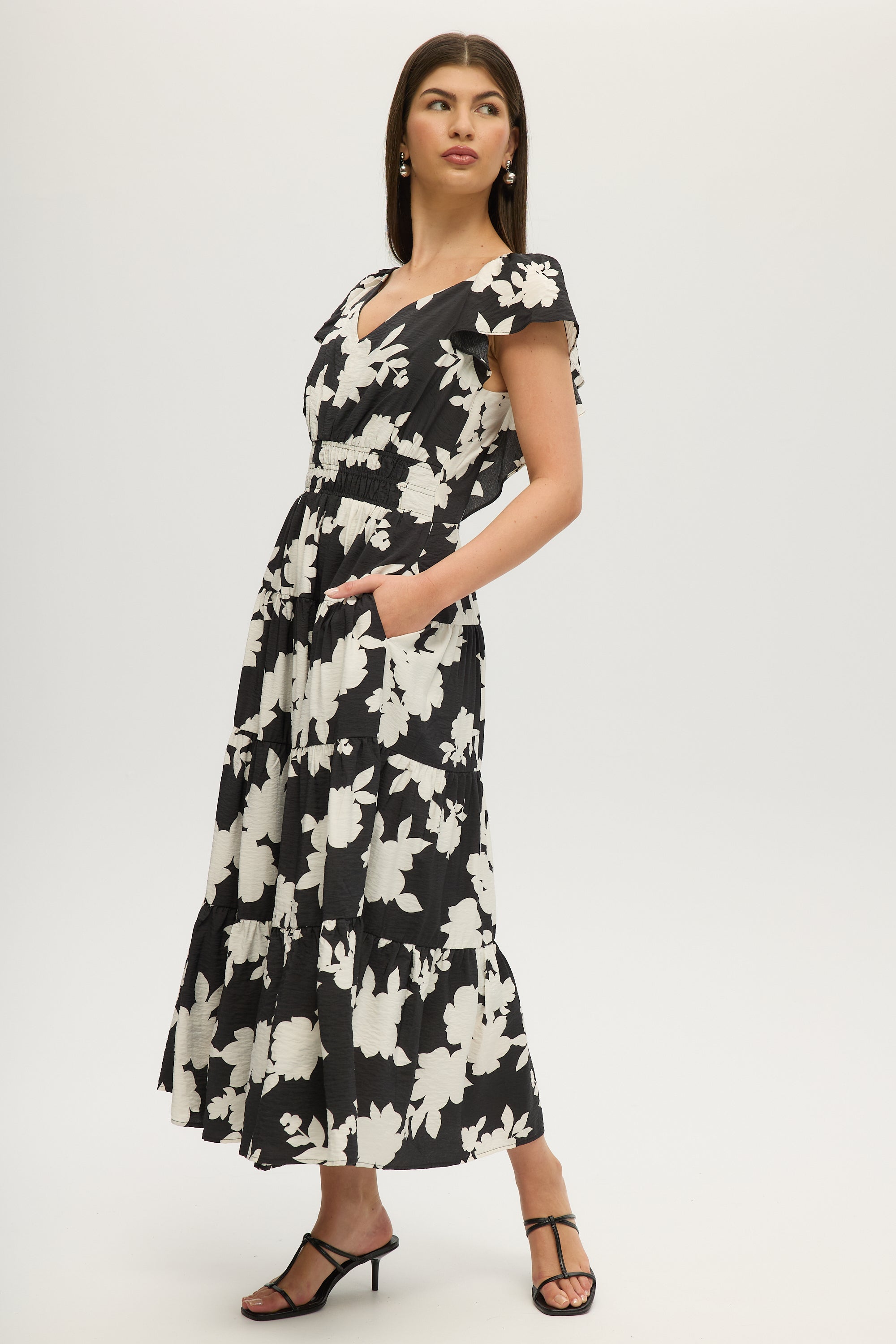 BLACK FLORAL PRINT TIERED MAXI DRESS