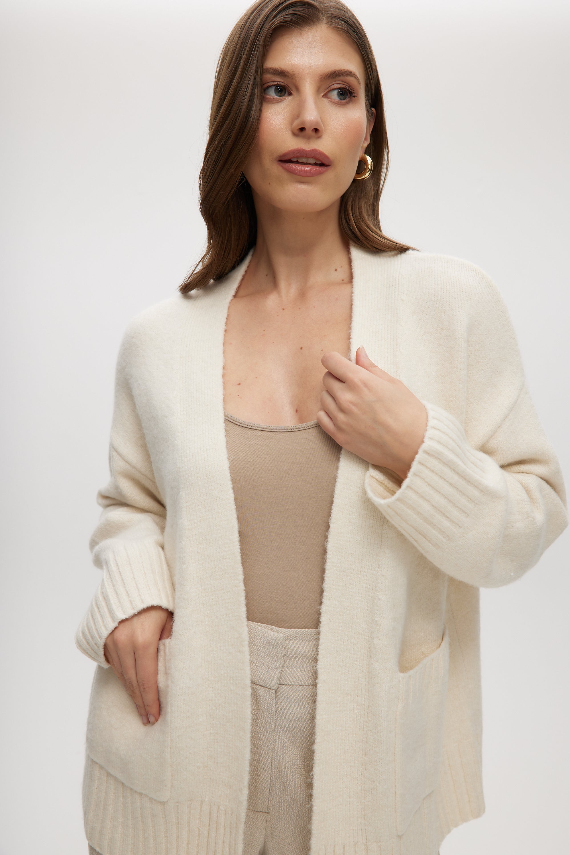CREAM OVERSIZED DROP SHOULDER CARDIGAN