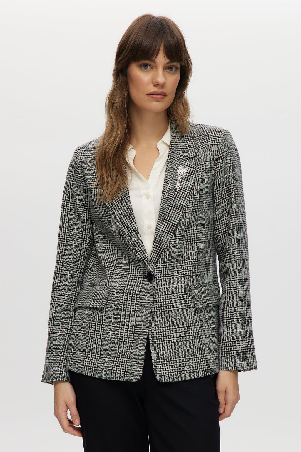 Off-White-black Plaid Modern-Fit Blazer with Crystal Brooch