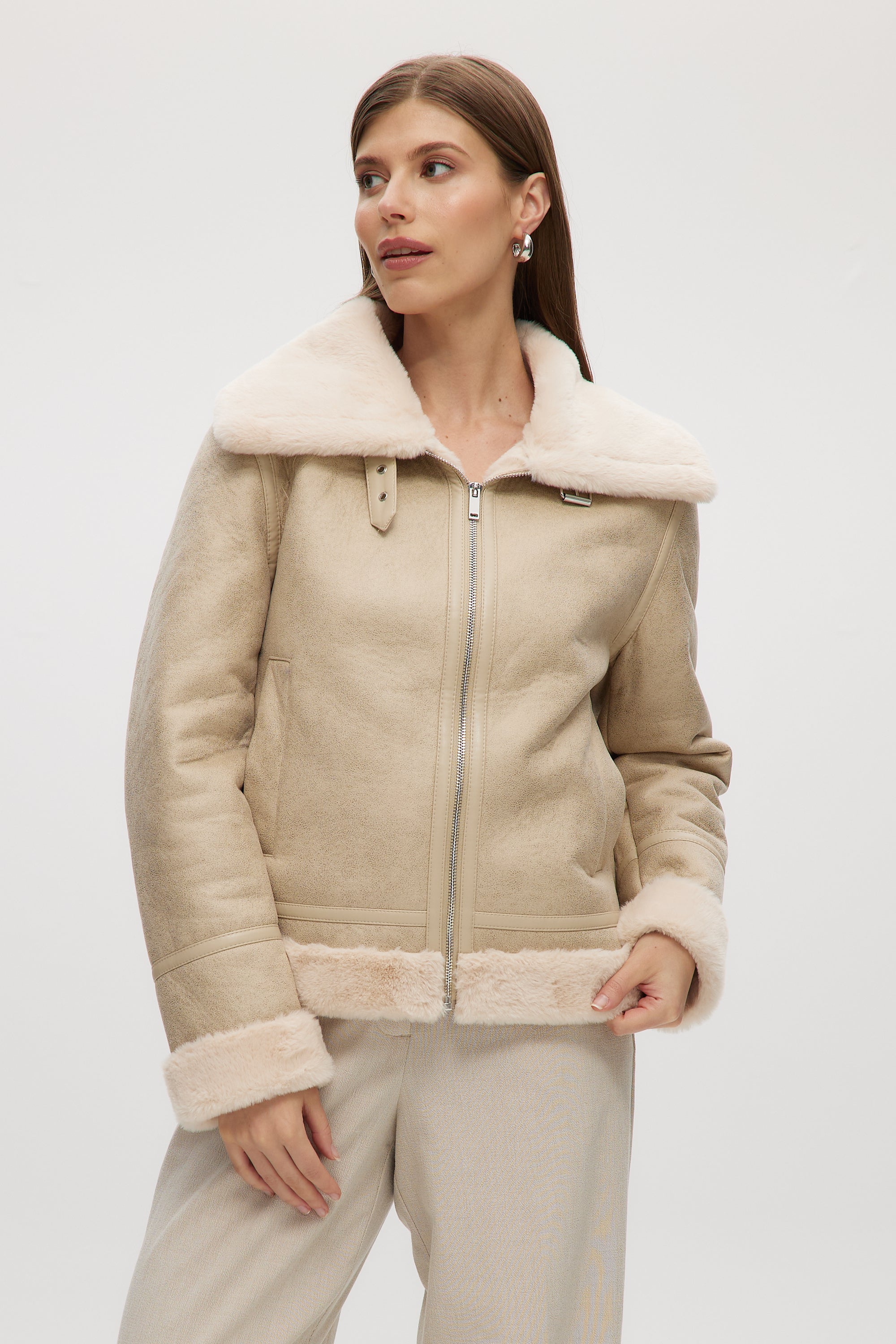 LIGHT BEIGE VEGAN LEATHER AND FUR JACKET