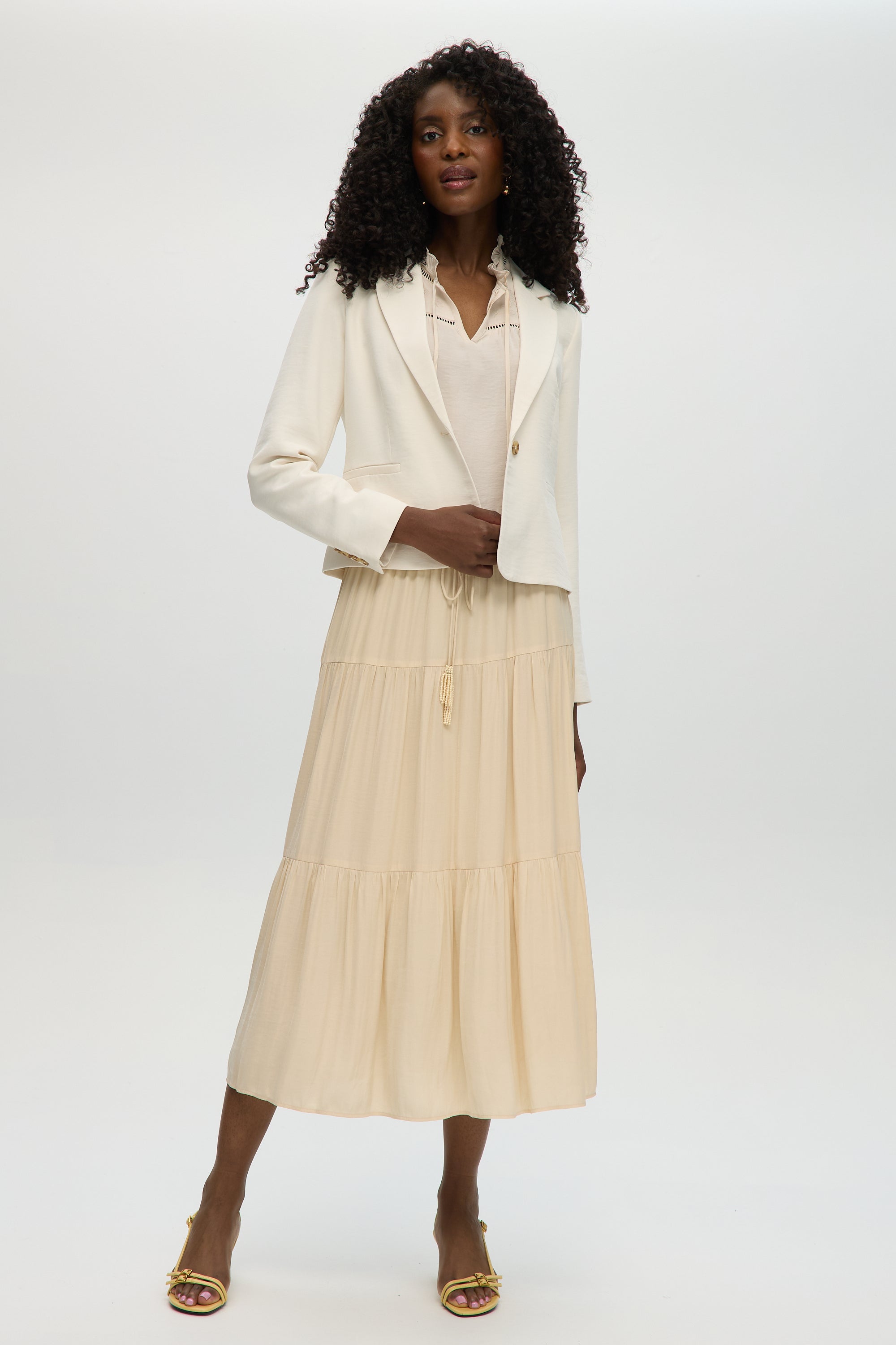 OFF- WHITE BUTTONED FITTED BLAZER